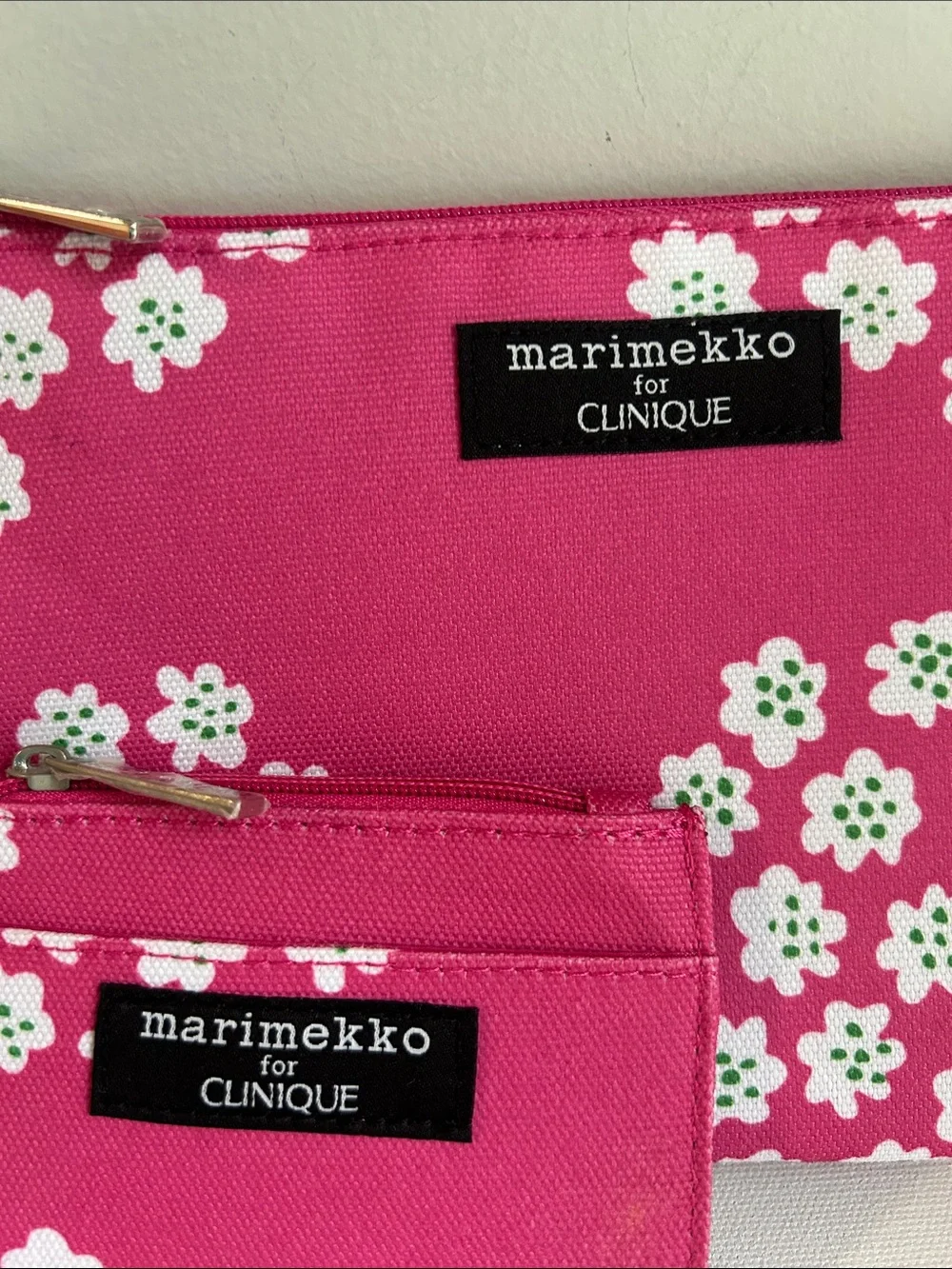 NEW Marimekko for Clinique Cosmetic Bag Set